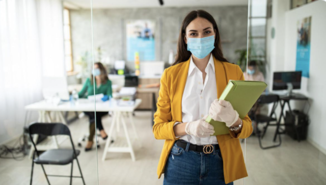 Photo of employee wearing a covid-19 mask